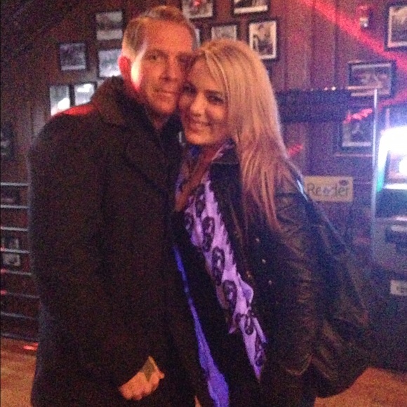 Meet your Posher, Krystal - Picture 3 of 4