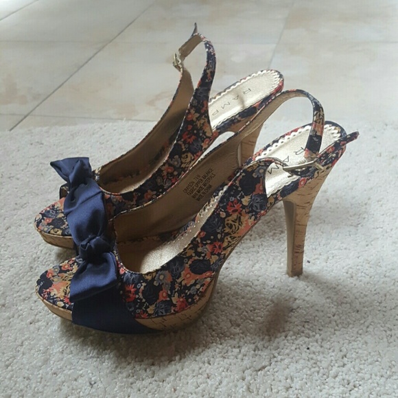 Rampage Slingbacks - Picture 3 of 3