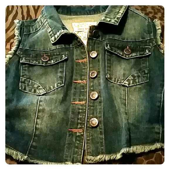 Cropped Jean vest *** SOLD ***