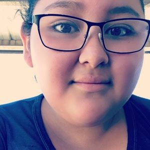 Meet your Posher, Daniela