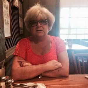 Meet your Posher, Amelia