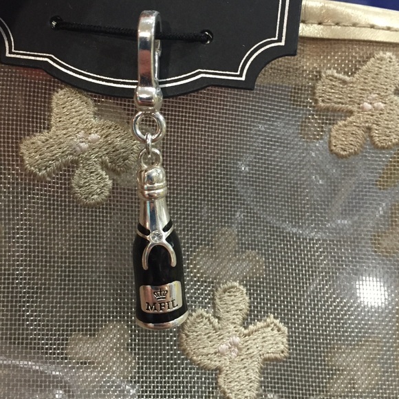 Charms - Picture 2 of 4