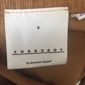 AMERICAN APPAREL CORDUROY SKIRT