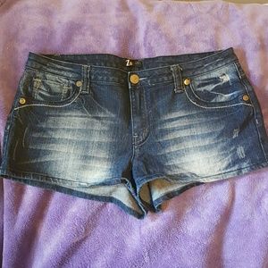 Z2 jean shorts