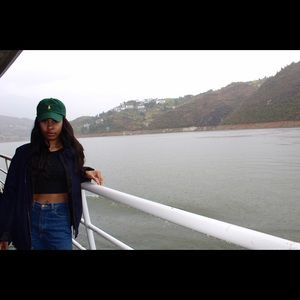 MEET YOUR POSHER ♥️♥️