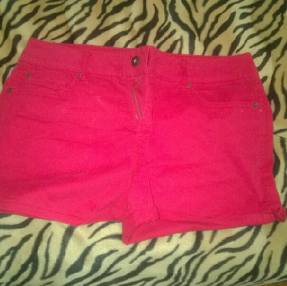 Red Short