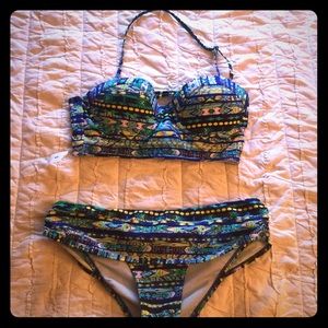 Very cute Jessica Simpson bikini!