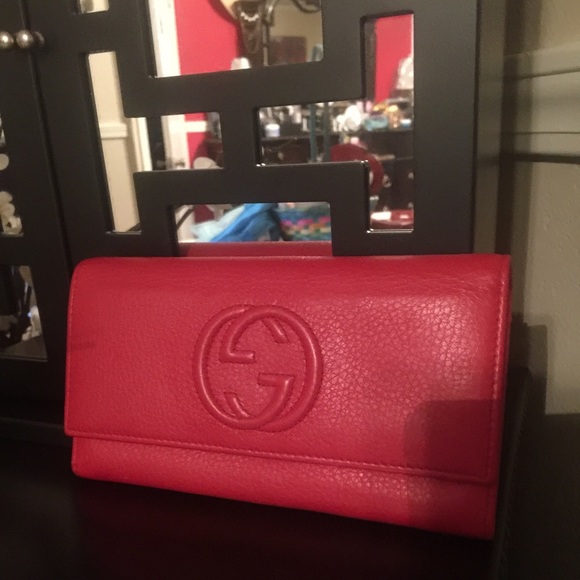 Gucci Red Wallet