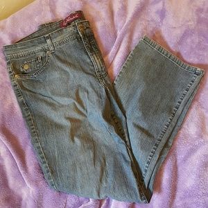Gloria Vanderbilt jeans