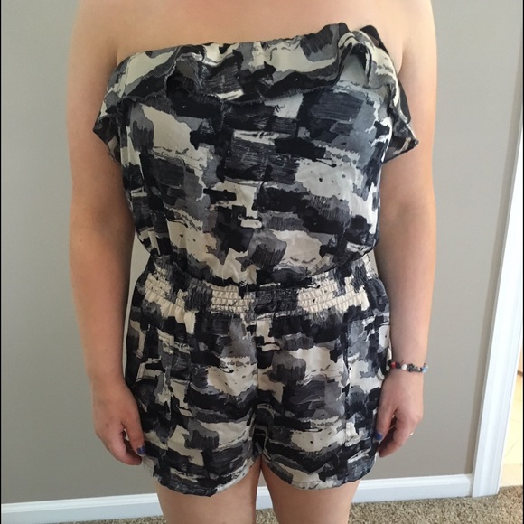 Patterened romper