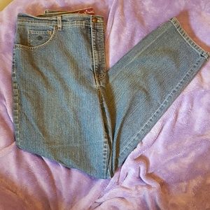 Gloria Vanderbilt Amanda jeans
