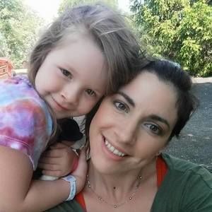 Meet your Posher, Suzanne