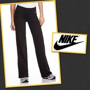 Nike wideleg bootcut yoga pant