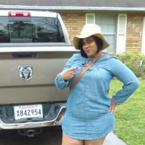 Meet your Posher, Anitra