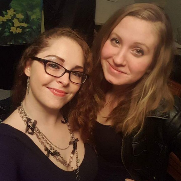 Meet your Posher, Amberly