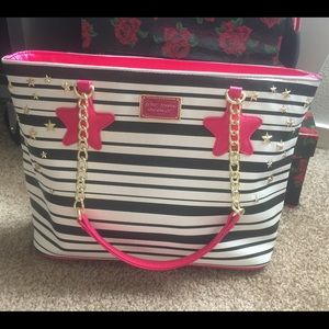 Betsey Johnson star purse!