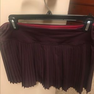 Lulu lemon Pleat to Street Skirt