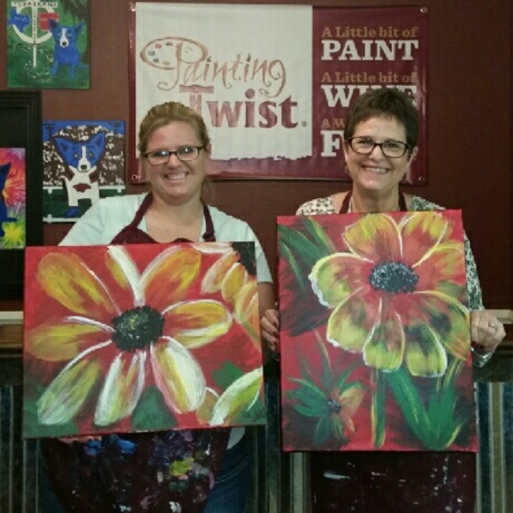 Meet your Posher, Claudia - Picture 3 of 4