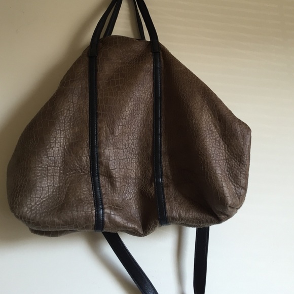 ❌Kelsi dagger purse with shoulder strap❌ - Picture 3 of 4