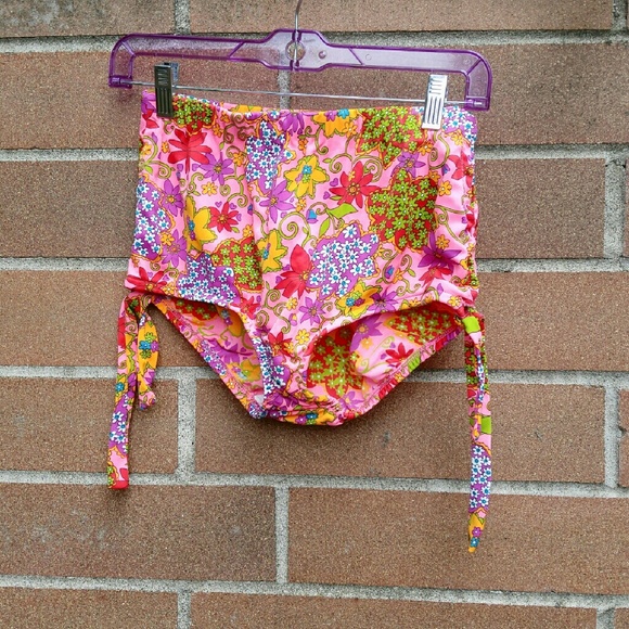 Vintage size medium - large swim bottoms