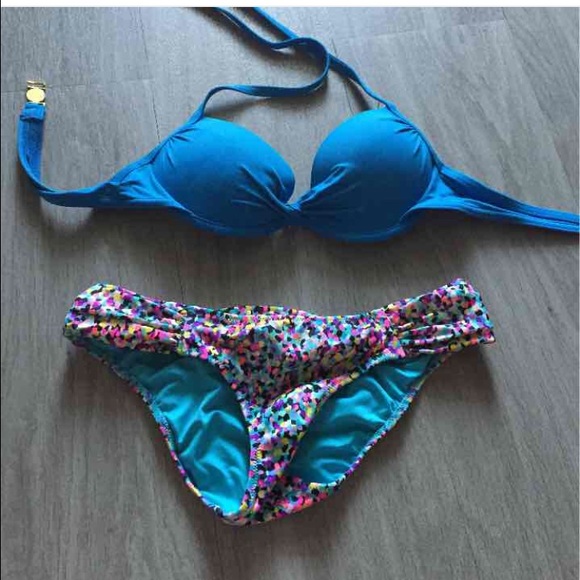 Victoria's Secret bikini