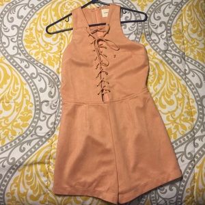 Blush lace up romper!