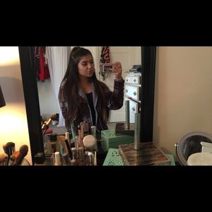 Meet your Posher, Olivia