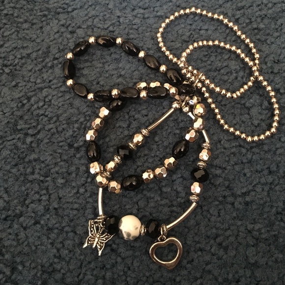 5 piece bracelet, all in one.
