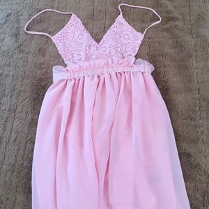 Backless light pink maxi dress