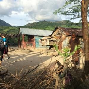 Meet your Posher, Dana