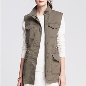 Banana republic cargo vest