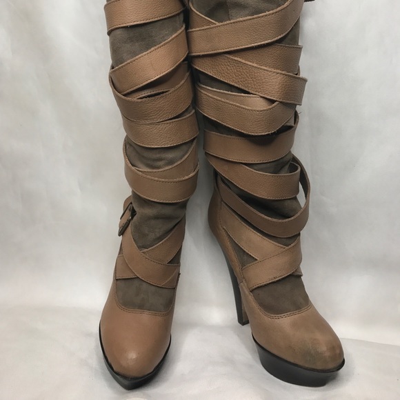 SOLD - Picture 2 of 8