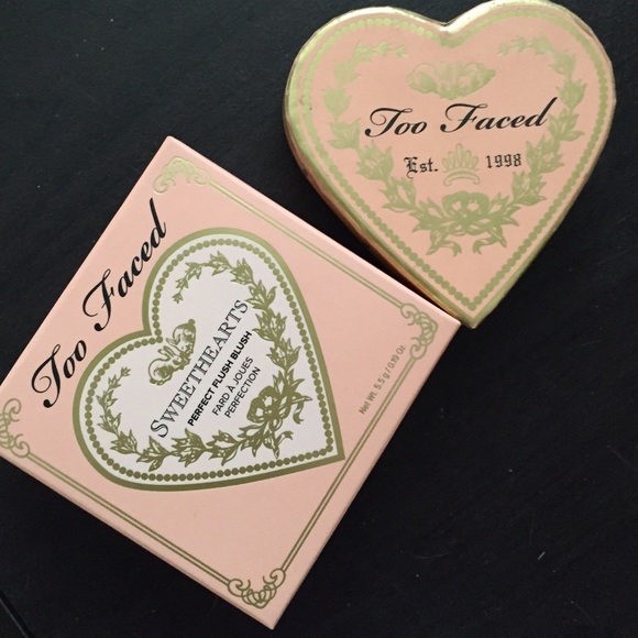 Too Faced Sweetheart Blush - Peach