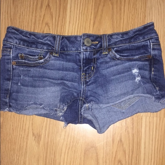 American Eagle "stretch" jean shorts