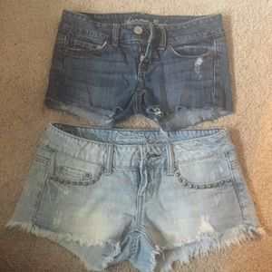 2 pairs of American eagle shorts!