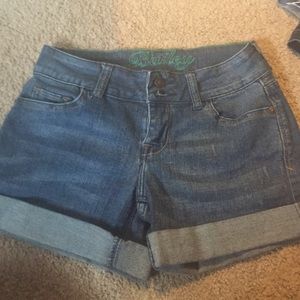 Delias Bailey Jean shorts