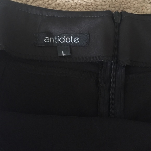 Clothes - Picture 2 of 3
