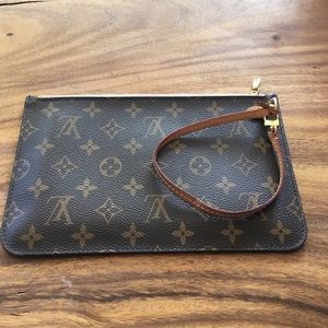 Louis Vuitton Wrislet- Ballerine