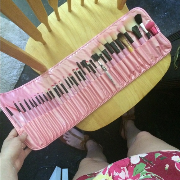 Large Makeup Brush Set