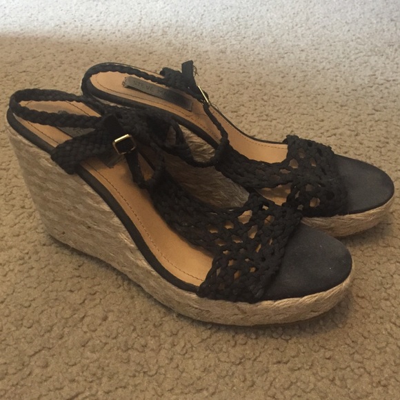 Steven Madden Black Sandal Wedges