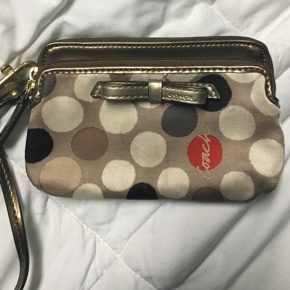 coach wristlet - Picture 1 of 1