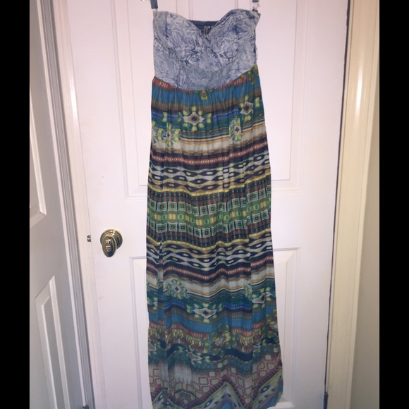 Strapless maxi dress