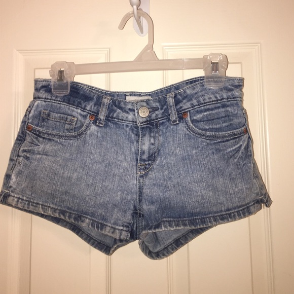 Aeropostale Medium-Wash Shorts