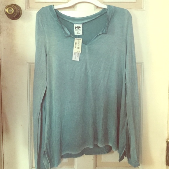 NEW WITH TAGS Tokyo Darling top