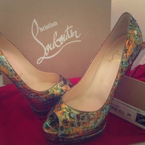 Christian Louboutin Multicolor Python peep toe