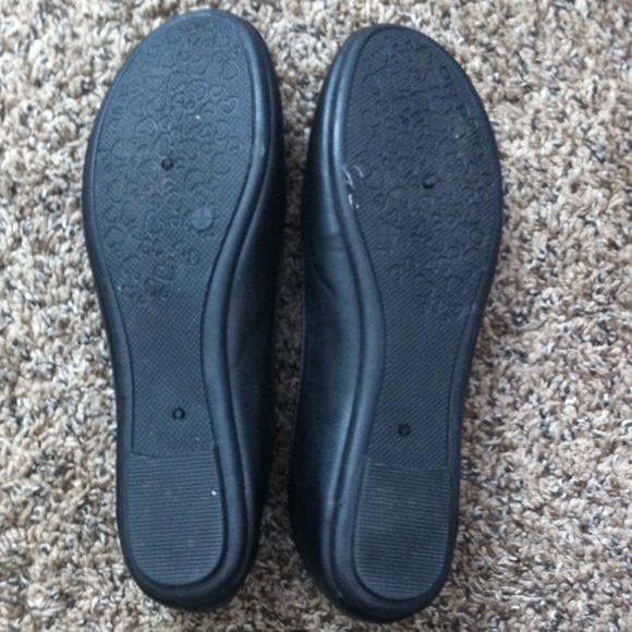 ๐Flats๐ - Picture 4 of 4