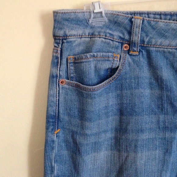 Light wash AE Skinny Jeans - Picture 2 of 4