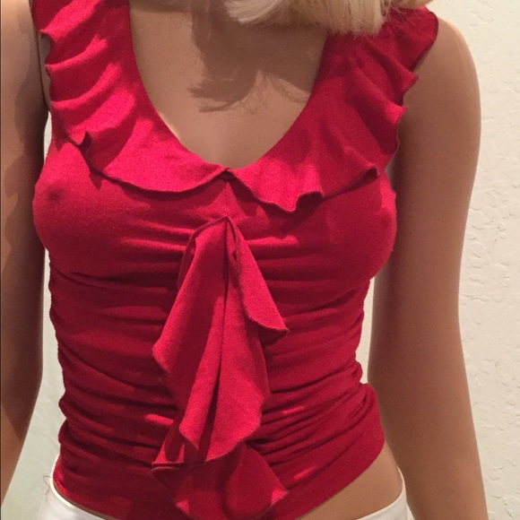 Cute little top, small, cranberry color ruffles