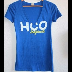 Hollister v neck tee