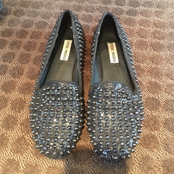 STUDDED SPARKLE STEVE MADDEN FLATS
